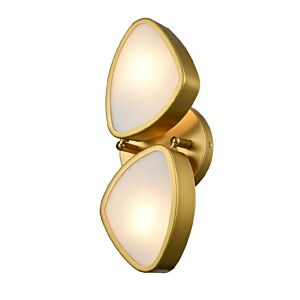 Northen Marches 2-Light Wall Sconce in Brass